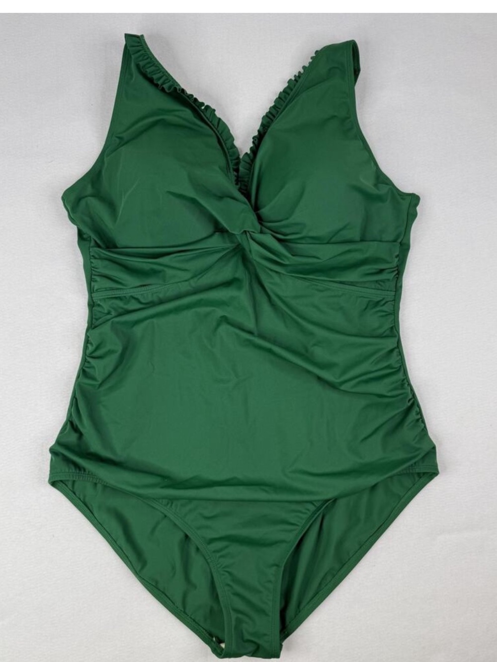 Susan Graver Emerald Green Soleil 1 piece swimsuit with skirt. Sz 6, New w/liner